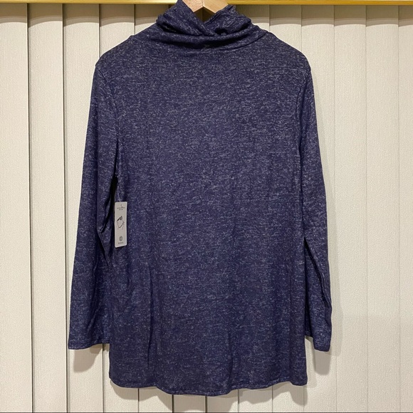 Bobeau cowl neck long sleeve top / built in mask - Picture 2 of 5